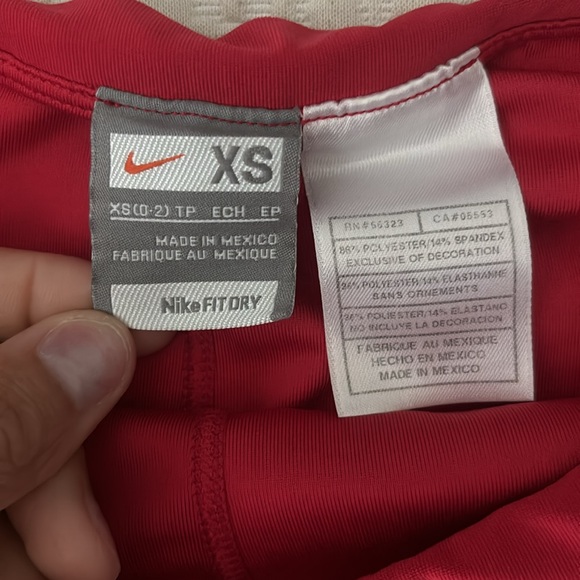 Nike FitDry ExSmall Red Skirt - Picture 3 of 4